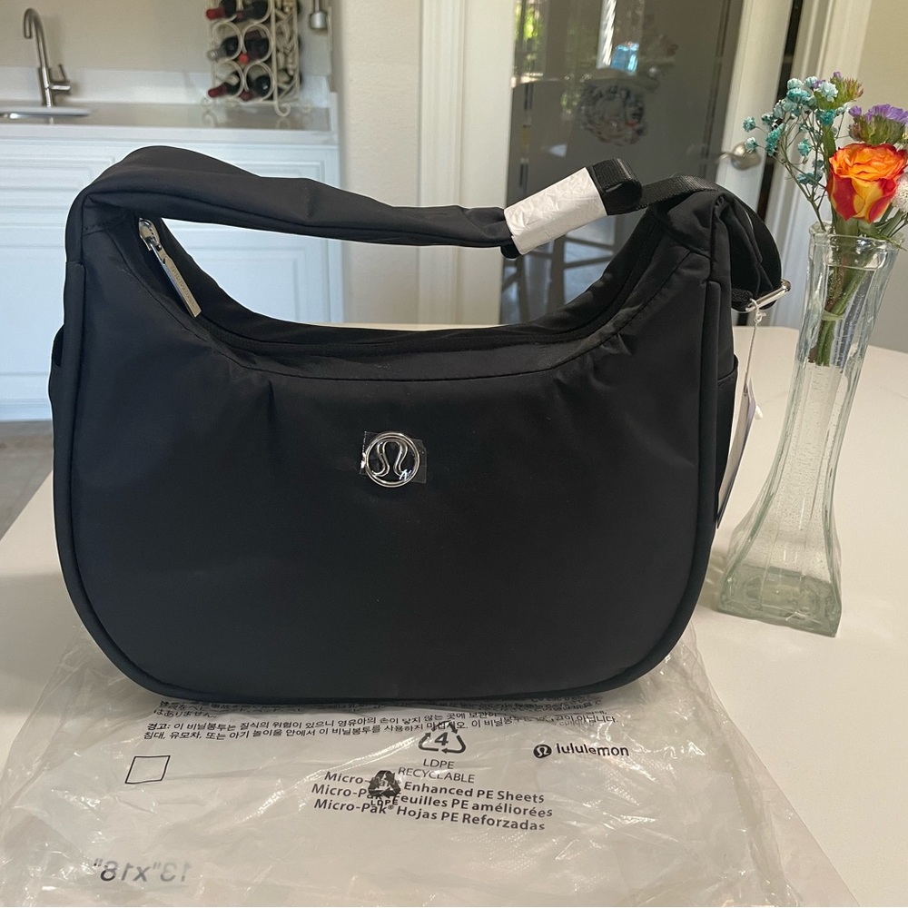 SOLD! Lululemon Mini Shoulder bag 4L SOLD